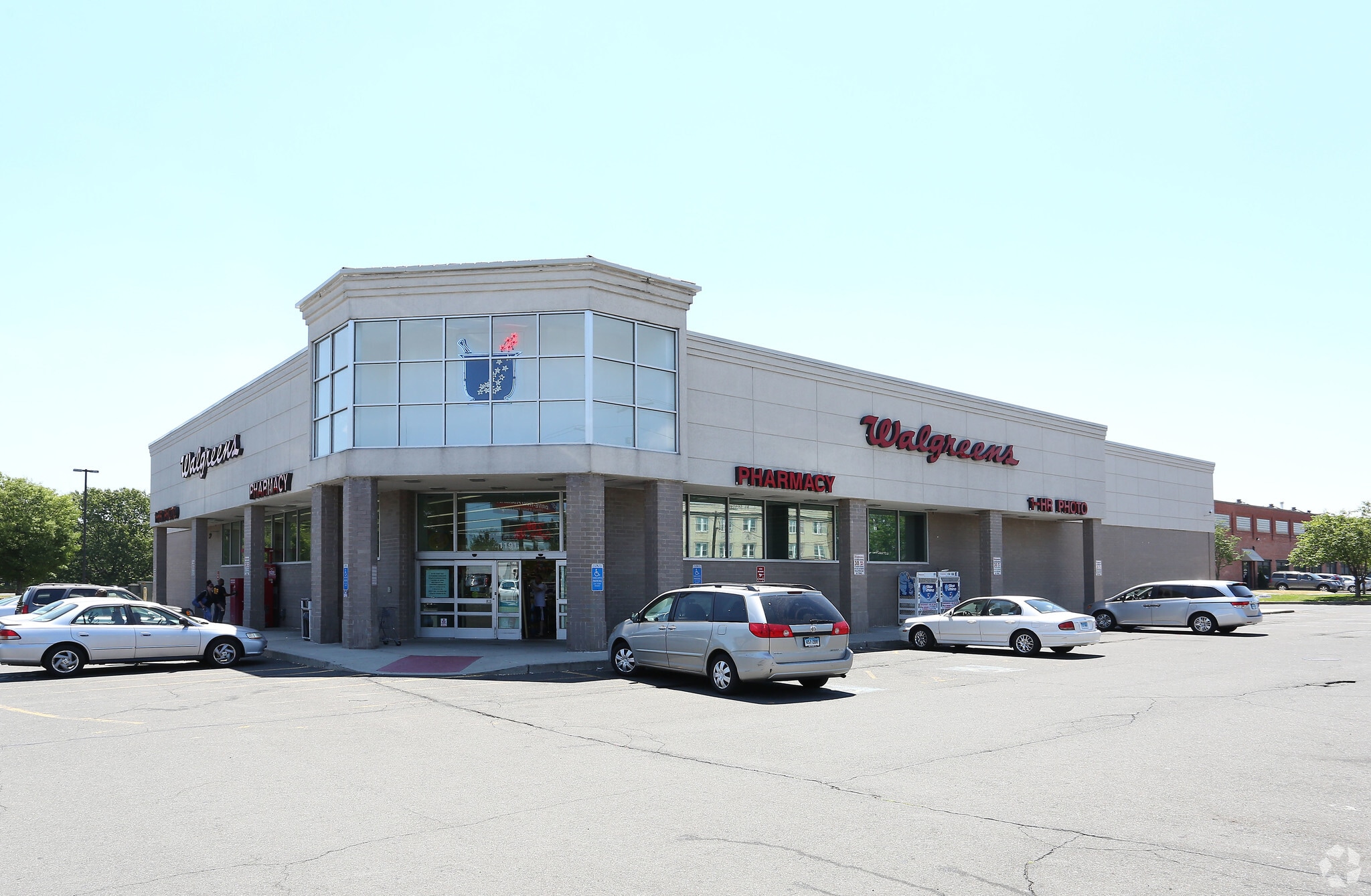 1191 Dixwell Ave, Hamden, CT for lease Primary Photo- Image 1 of 9