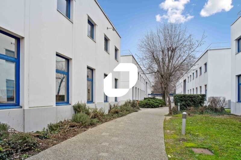 Flex in Villeurbanne for lease - Building Photo - Image 1 of 19