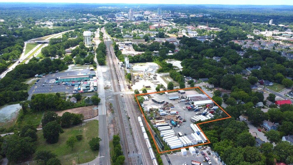 311 S Plum St, Durham, NC for lease - Building Photo - Image 1 of 4