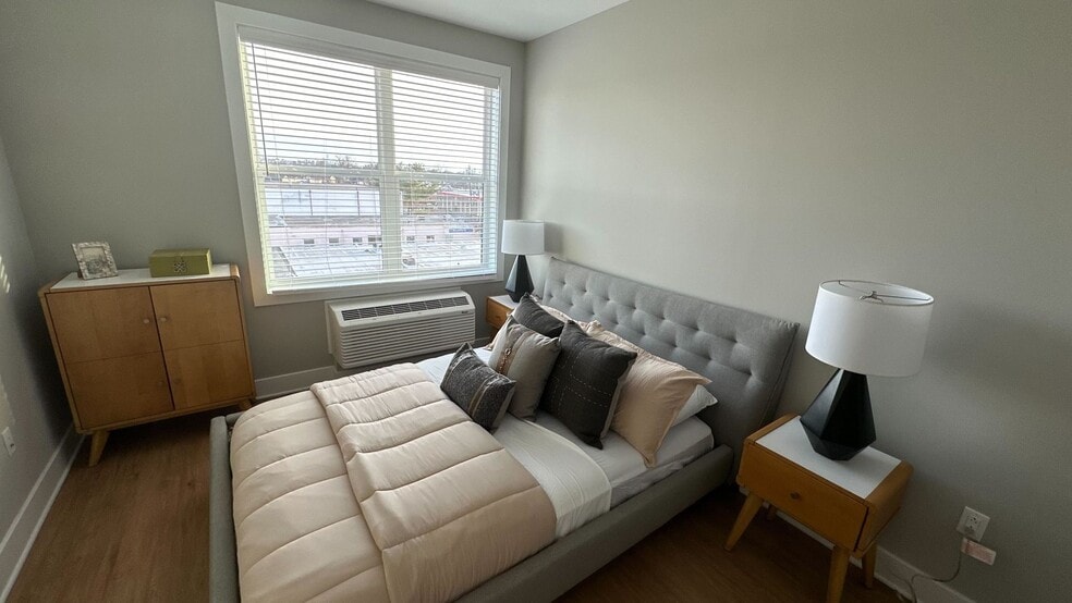 110 Bergen Tpke, Little Ferry, NJ for lease - Building Photo - Image 2 of 9