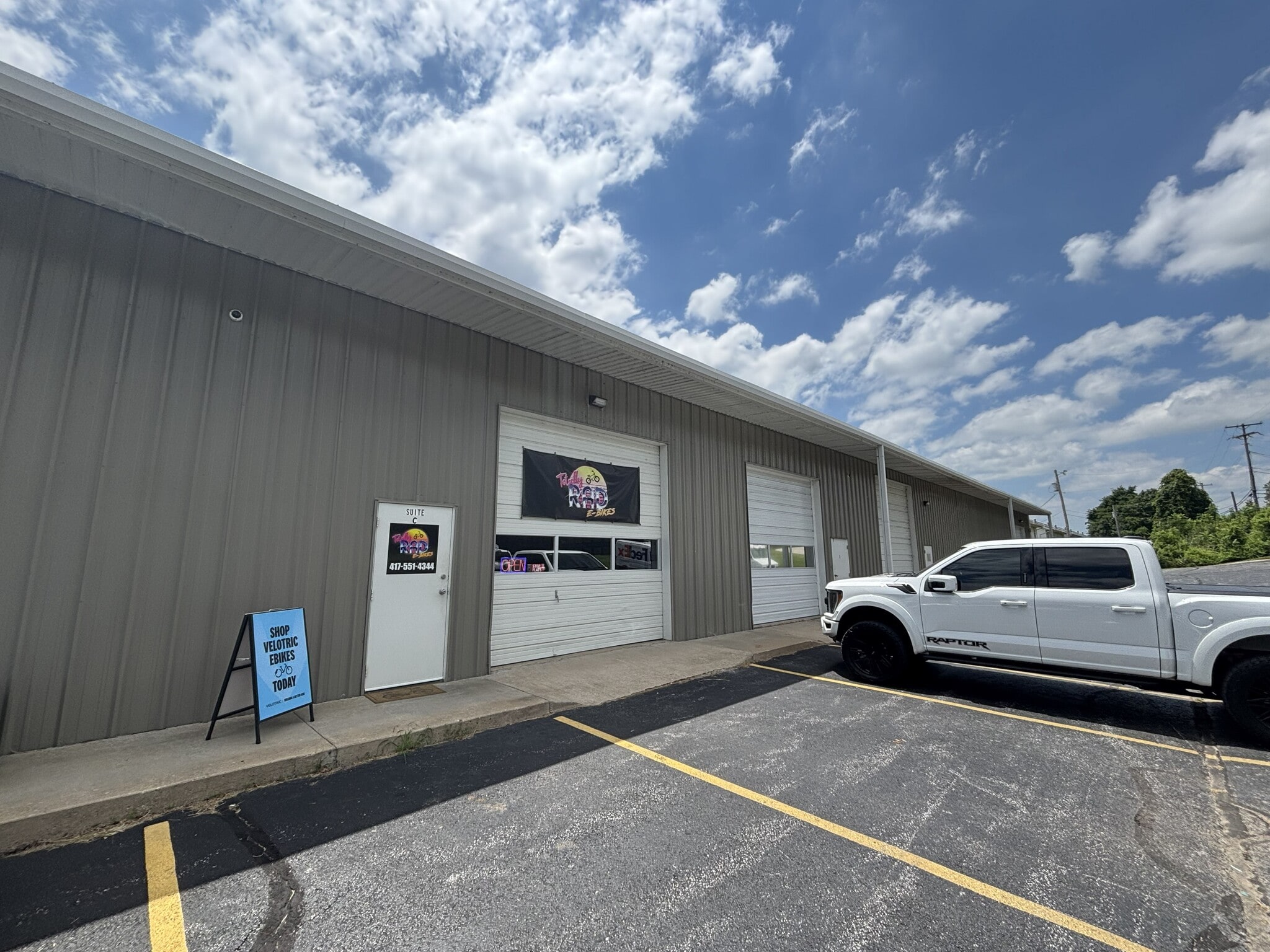 1008 W Farmer St, Ozark, MO for lease Building Photo- Image 1 of 14