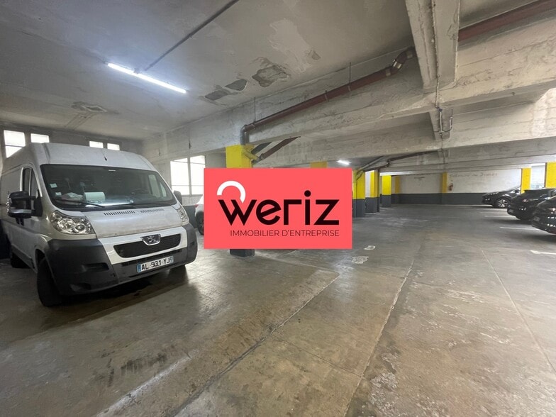 Industrial in Marseille for lease - Building Photo - Image 3 of 17