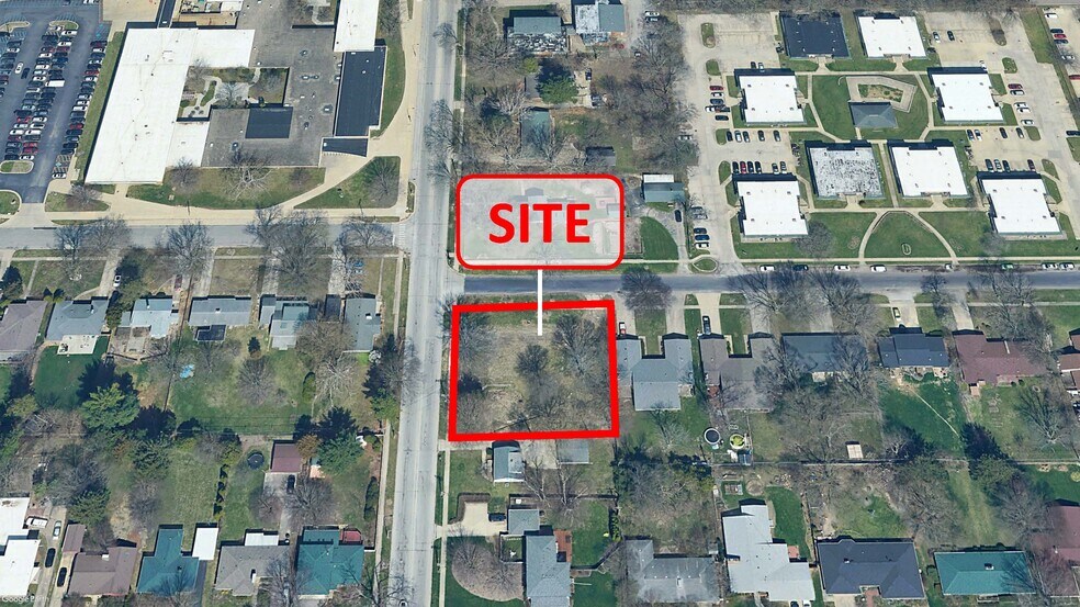 1304 S Vine St, Urbana, IL à vendre - Photo principale - Image 1 de 2