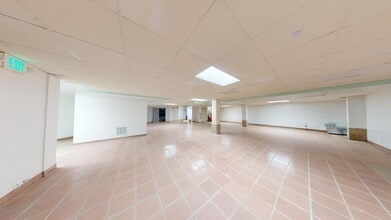 722 Banner Ave, Brooklyn, NY for lease Interior Photo- Image 2 of 4