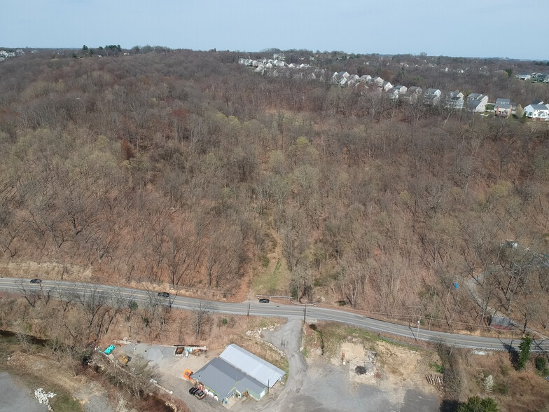 00 Mt Nebo Rd, Pittsburgh, PA for sale - Aerial - Image 3 of 12