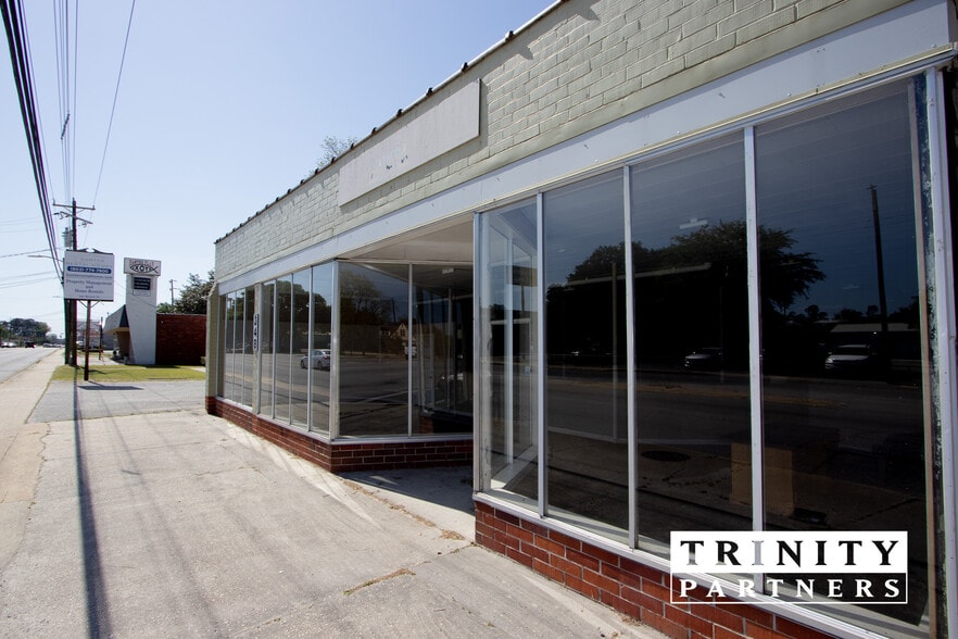 348 Broad St, Sumter, SC for lease - Building Photo - Image 2 of 5