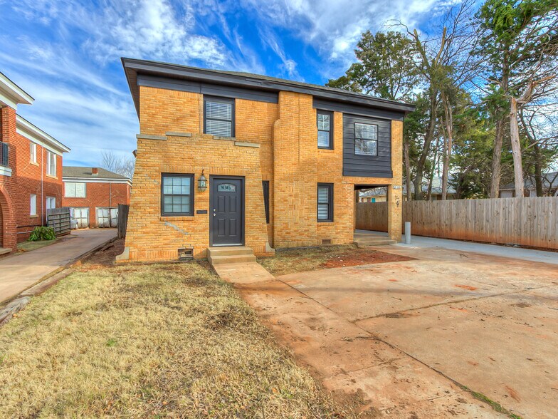 Single Family Homes Portfolio portefeuille de 7 propriétés à vendre sur LoopNet.ca - Photo du bâtiment - Image 1 de 7