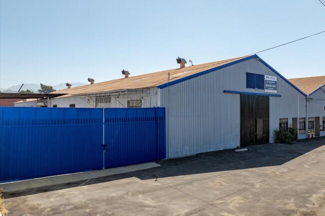 Plus de détails pour 8428 San Fernando Rd, Sun Valley, CA - Industriel à louer