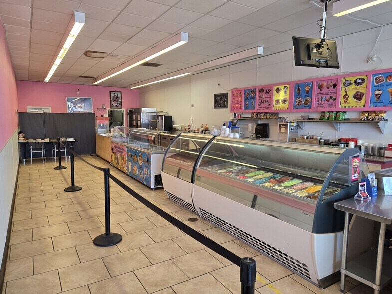 1323-1465 S Broadway, Santa Maria, CA à louer - Photo du bâtiment - Image 2 de 9