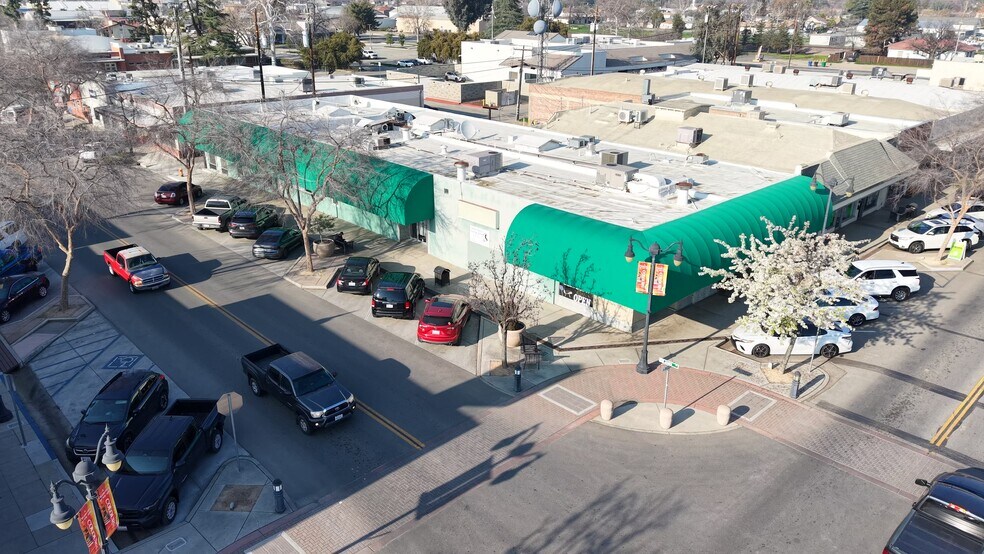 301 Central Ave, Shafter, CA à vendre - Vidéo sur l’inscription commerciale - Image 2 de 8