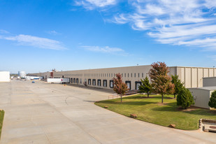 Will Rogers Business Park - Entrepôt