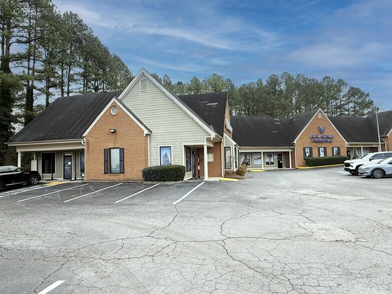 999 Whitlock Ave SW, Marietta, GA à louer - Photo du bâtiment - Image 2 de 12