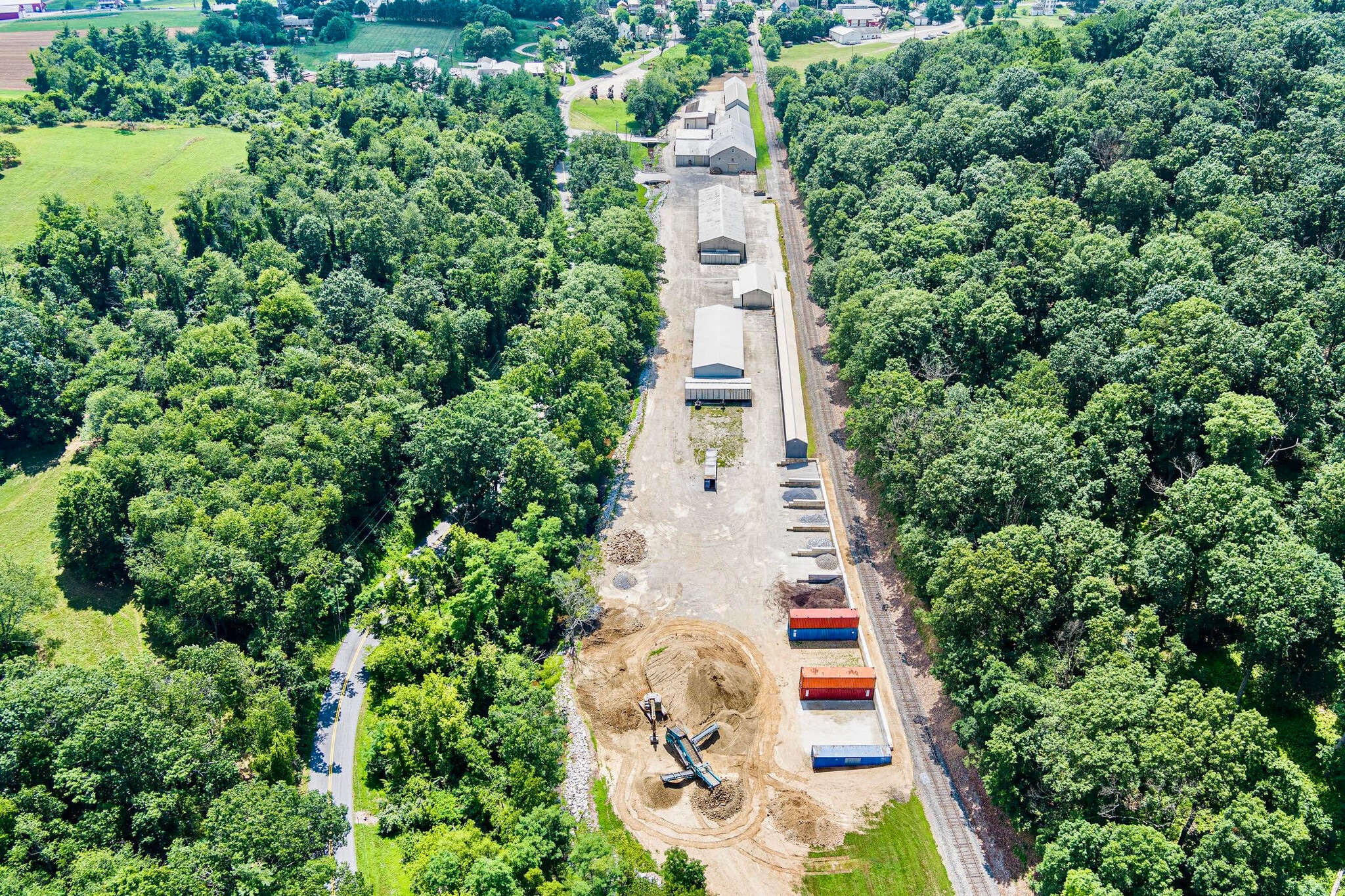 8106 Intersection Rd, Glen Rock, PA for lease Building Photo- Image 1 of 52