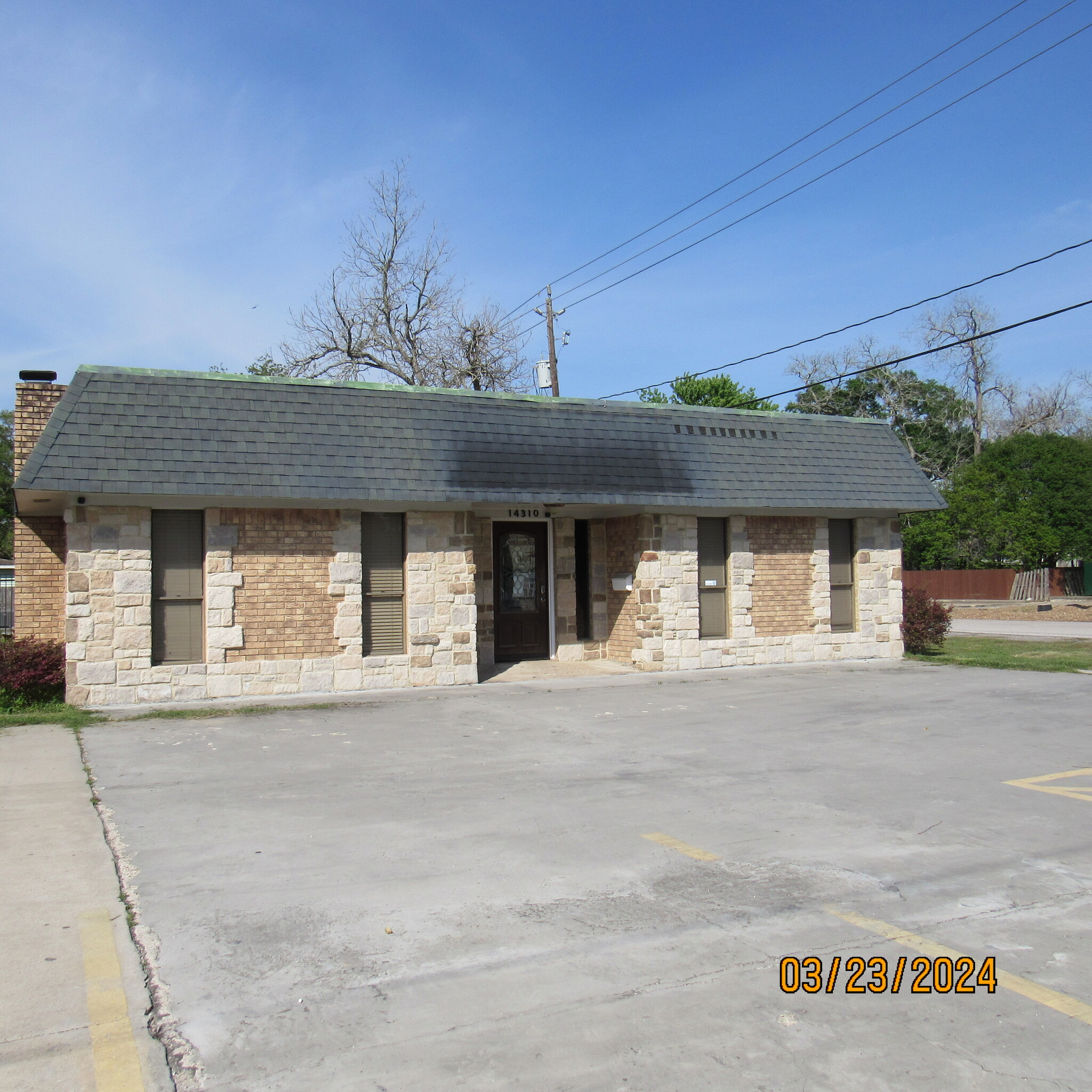 14310 Highway 6, Santa Fe, TX for sale Primary Photo- Image 1 of 5