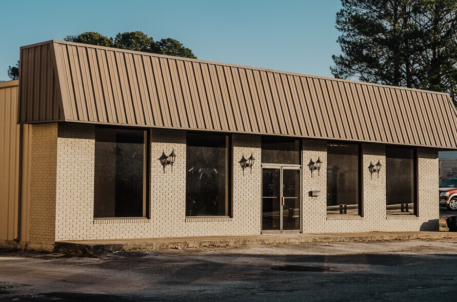 603 Pilgrim Ave, Muscle Shoals, AL à louer - Photo du bâtiment - Image 2 de 19