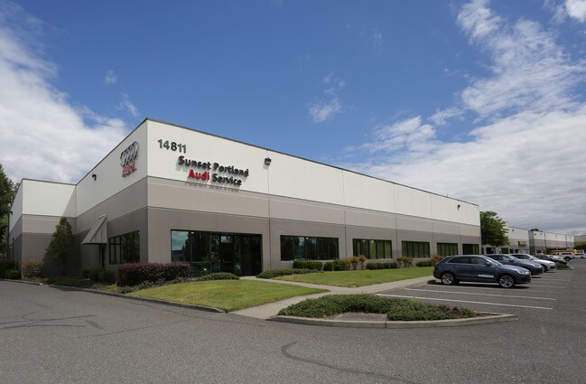 More details for 14811 NE Airport Way, Portland, OR - Industrial for Lease