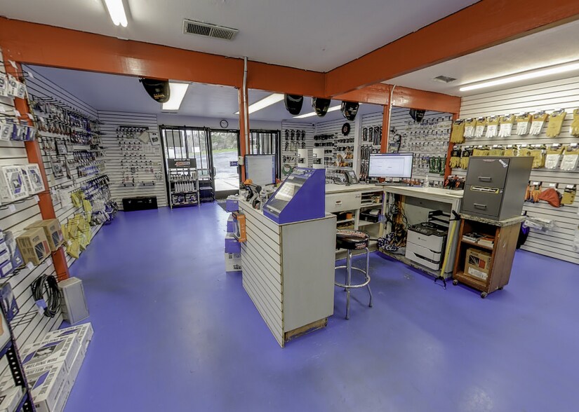 11020 N State Highway 49, Martell, CA à vendre - Photo intérieure - Image 2 de 10