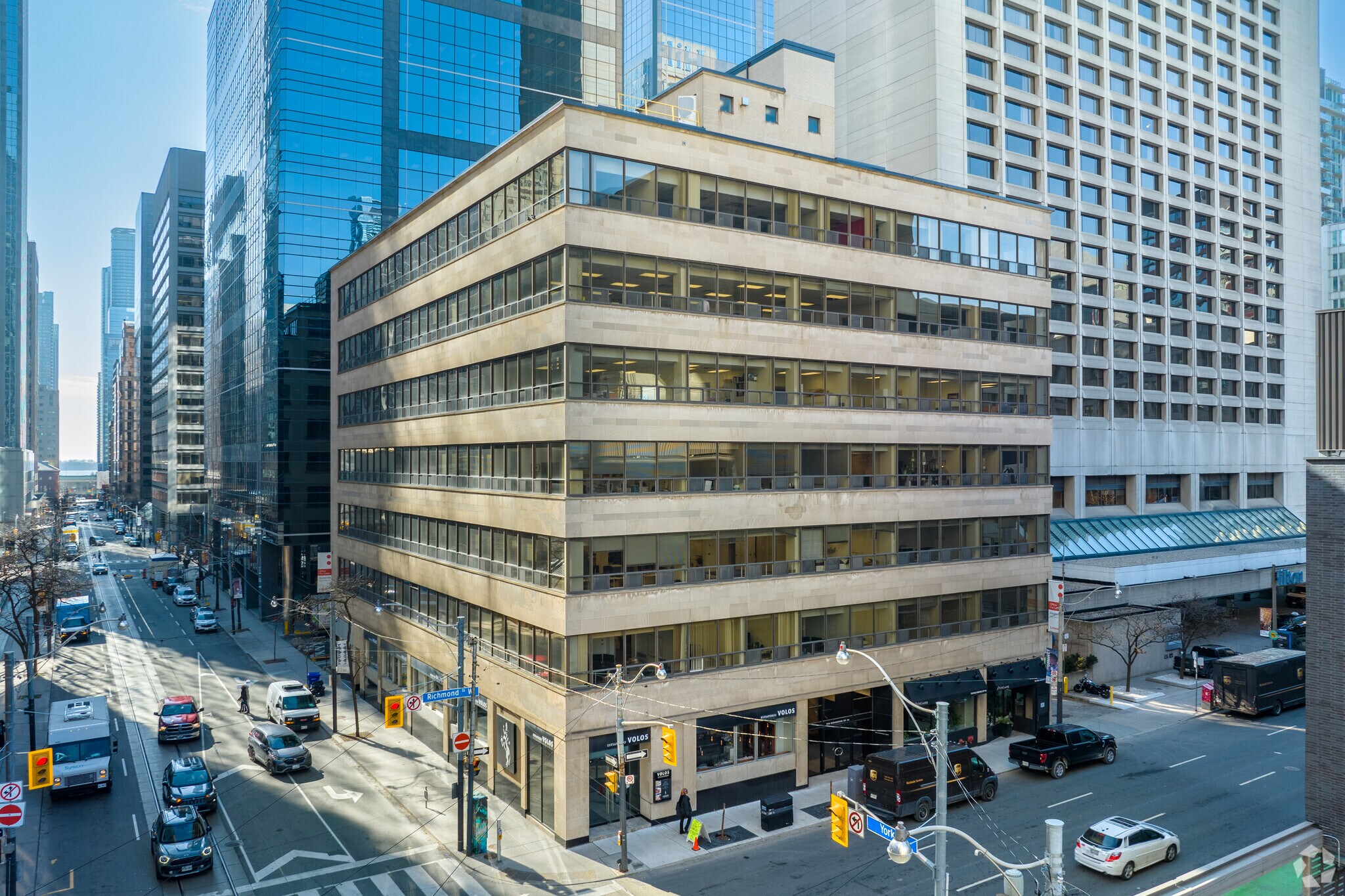 133 Richmond St W, Toronto, ON à louer Photo du bâtiment- Image 1 de 2