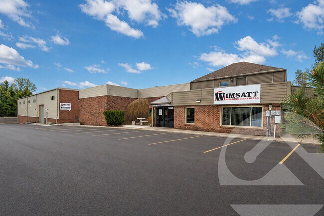 Plus de détails pour 6505 Auburn Rd, Shelby Township, MI - Industriel à louer