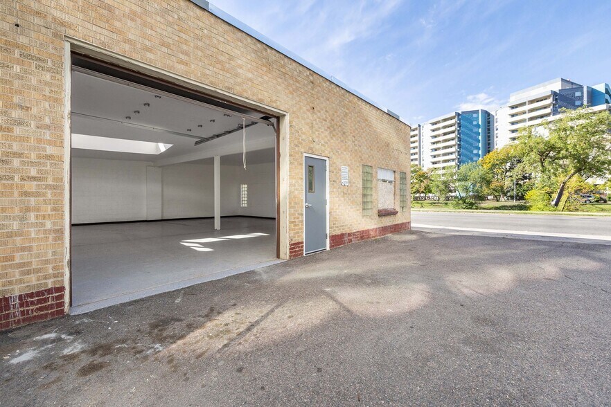 1240 Speer Blvd, Denver, CO à vendre - Photo du bâtiment - Image 2 de 16