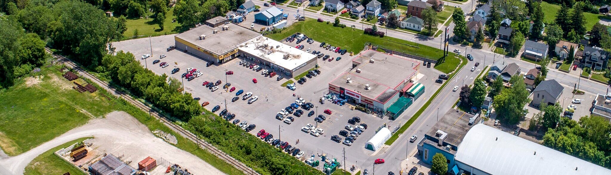 111 Charles St E, Ingersoll, ON for sale Primary Photo- Image 1 of 1