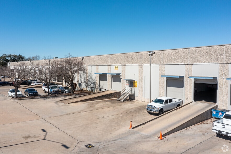 16802 Barker Springs Rd, Houston, TX for lease - Primary Photo - Image 1 of 5