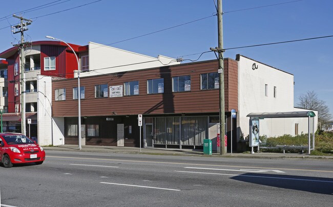 More details for 7726-7730 Edmonds St, Burnaby, BC - Retail for Sale