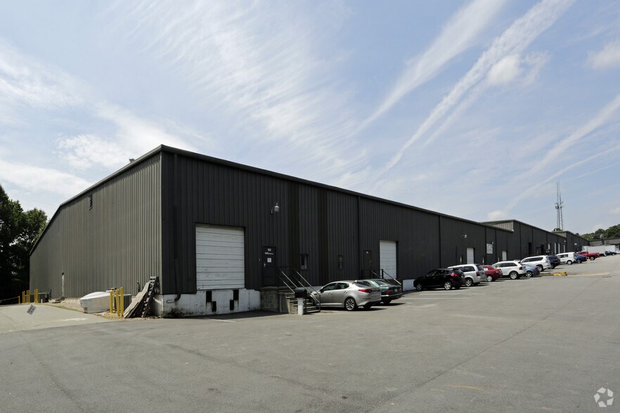 4200 Atlantic Ave, Raleigh, NC à louer - Photo du bâtiment - Image 3 de 9