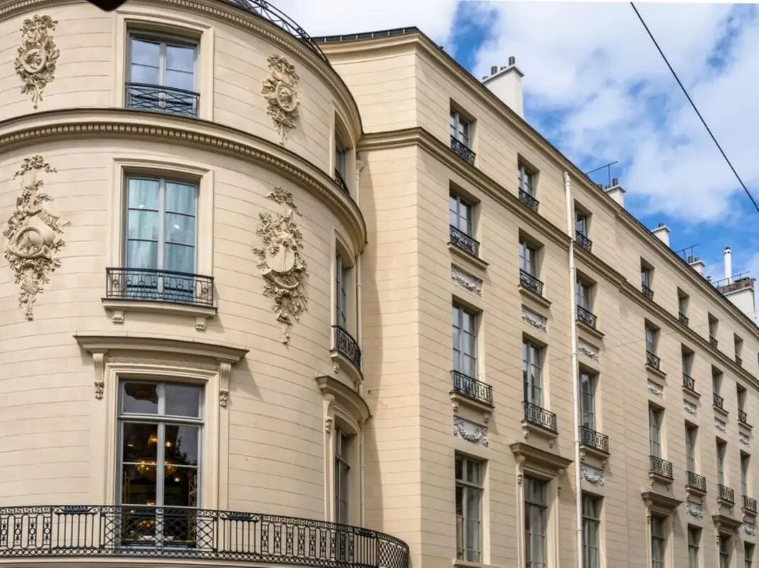 1-3 Rue De Caumartin, Paris for lease Building Photo- Image 1 of 2