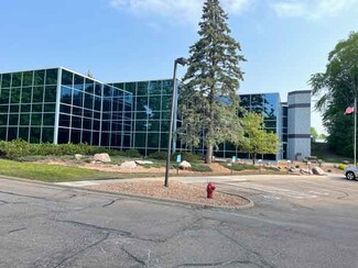 Plus de détails pour 4100 Peavey Rd, Chaska, MN - Industriel à vendre