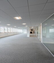 7-21 Churchill Way, Cardiff for lease Interior Photo- Image 2 of 2