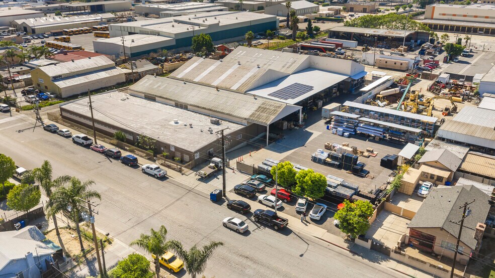 1260-1280 E 9th St, Pomona, CA à vendre - Photo du bâtiment - Image 3 de 38