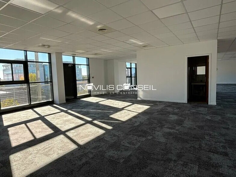 Office in Toulouse for lease - Interior Photo - Image 3 of 7