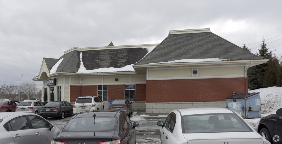 10 Boul Des Châteaux, Blainville, QC for lease - Building Photo - Image 2 of 2