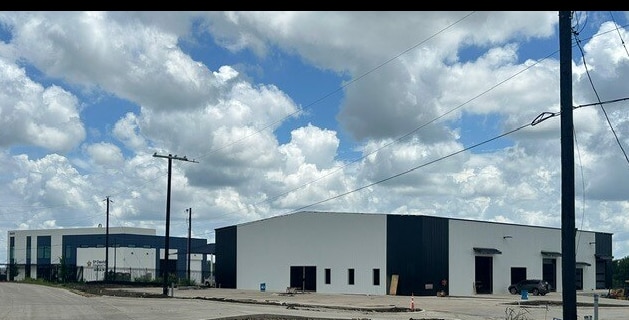 8511 Maha Ct, Buda, TX for sale - Building Photo - Image 2 of 9