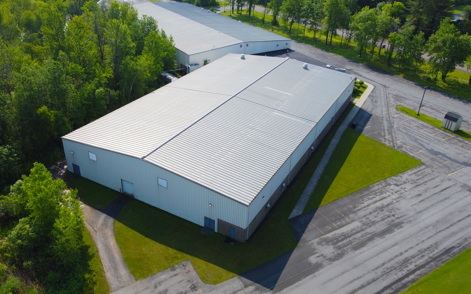 2725 W Entry Rd, Baldwinsville, NY for lease - Building Photo - Image 3 of 6