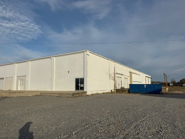 E Harper St, Poplar Bluff, MO for lease - Building Photo - Image 3 of 12