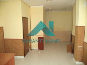 Retail in Cáceres, Cáceres for lease Interior Photo- Image 2 of 2