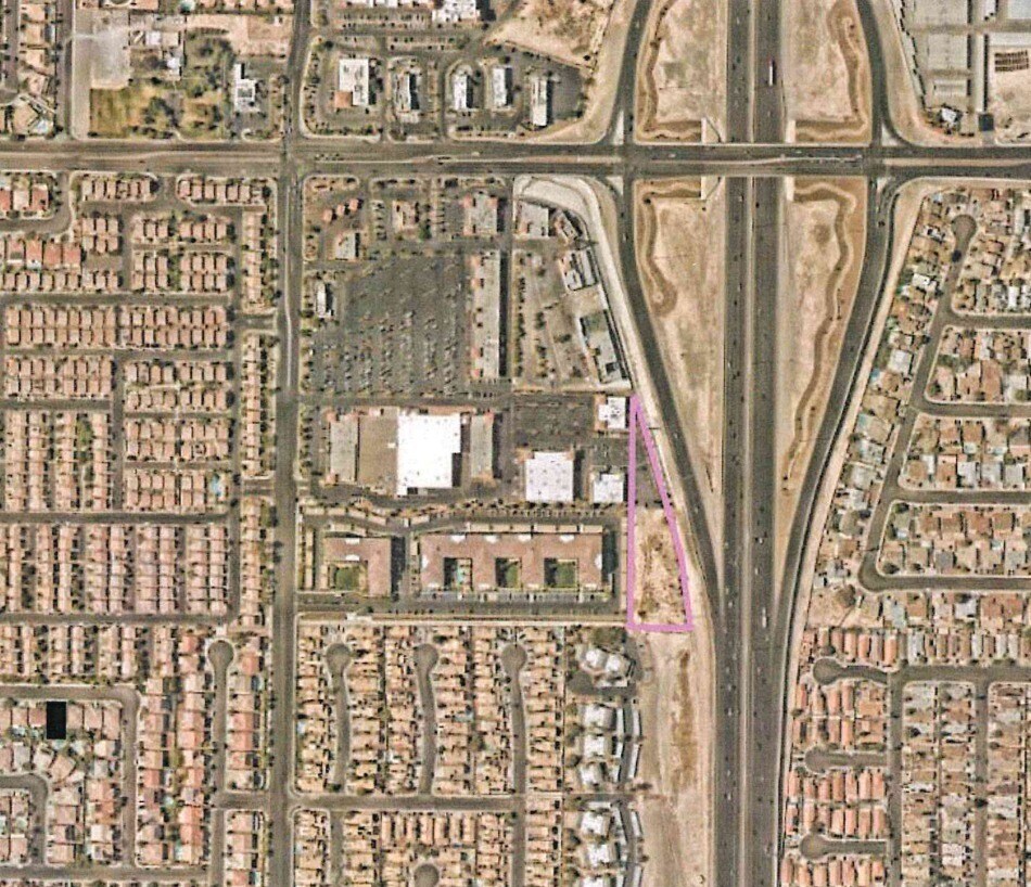 7013 W Craig Rd, Las Vegas, NV à vendre Photo du bâtiment- Image 1 de 2