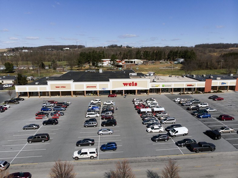 901 E Main St, Palmyra, PA à louer - Photo principale - Image 2 de 4