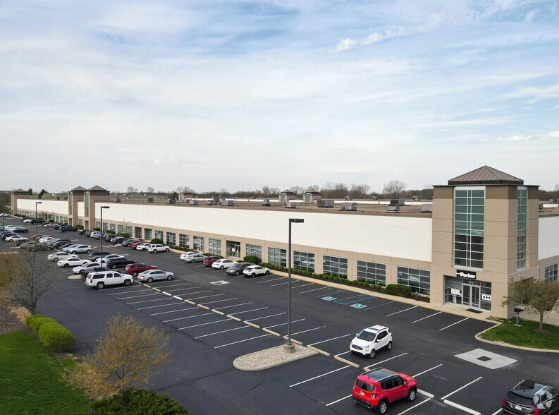 7998 Centerpoint Dr, Indianapolis, IN for lease - Building Photo - Image 2 of 12