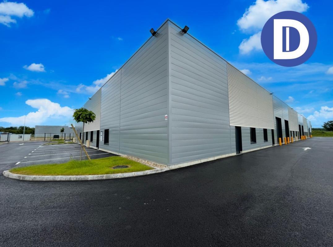 Industrial in Flévy for lease Building Photo- Image 1 of 3