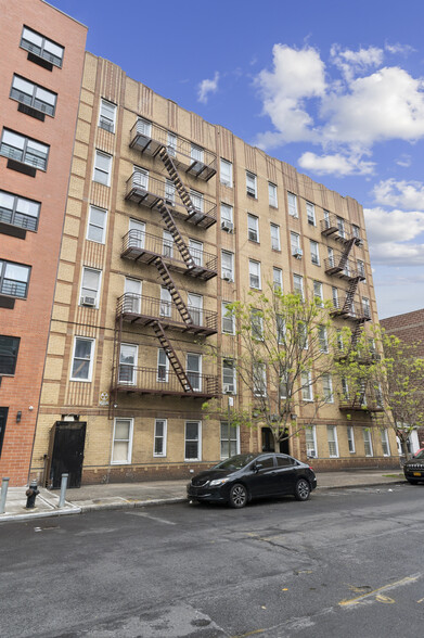 3929 Carpenter Ave, Bronx, NY for sale - Building Photo - Image 1 of 1