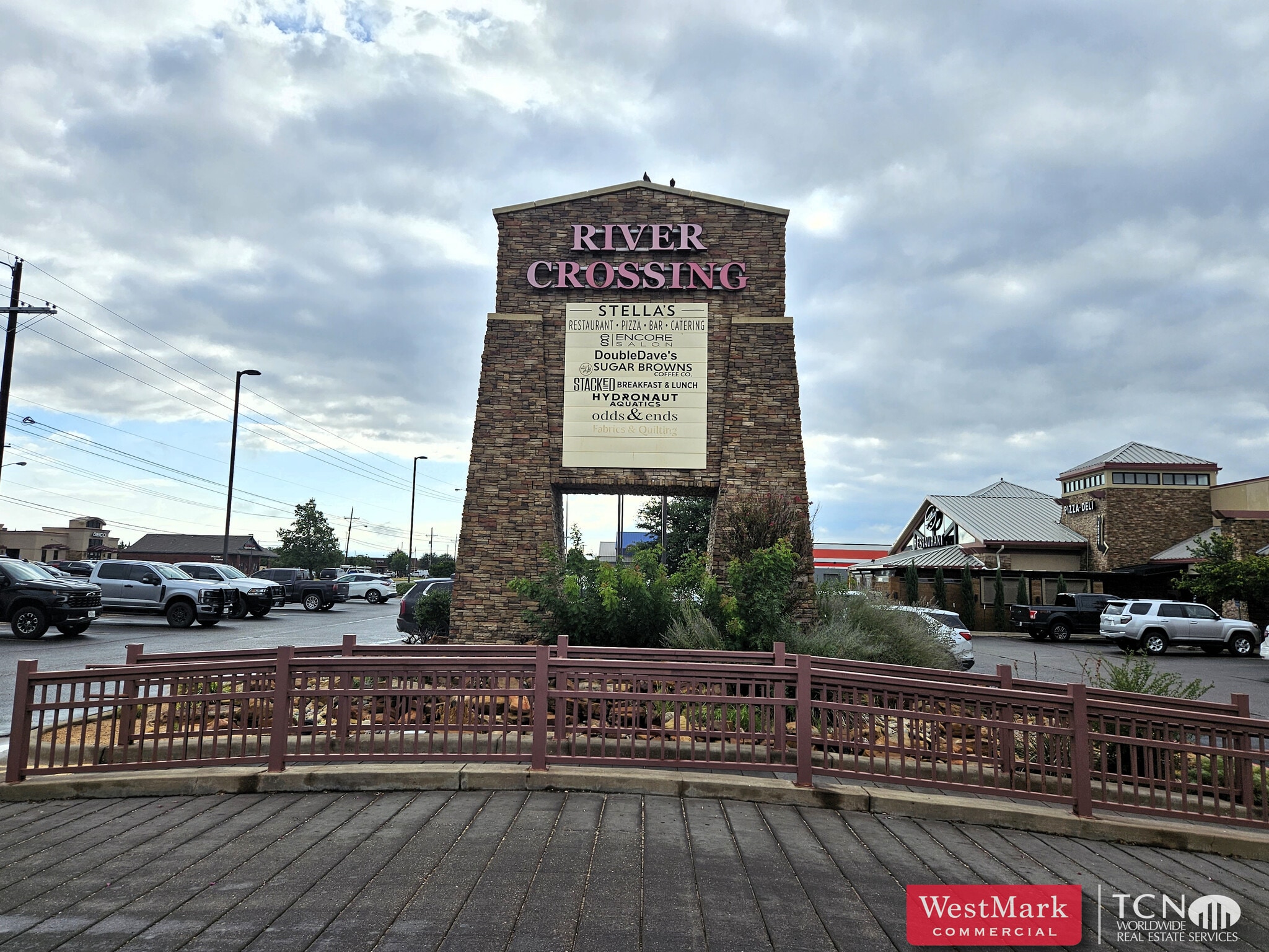 6015 82nd St, Lubbock, TX for lease Building Photo- Image 1 of 4