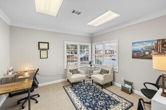 555 Sun Valley Dr, Roswell, GA à louer Photo intérieure- Image 1 de 3