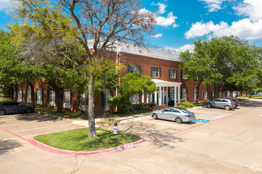 14673 Midway Rd, Addison, TX à vendre - Photo principale - Image 1 de 1