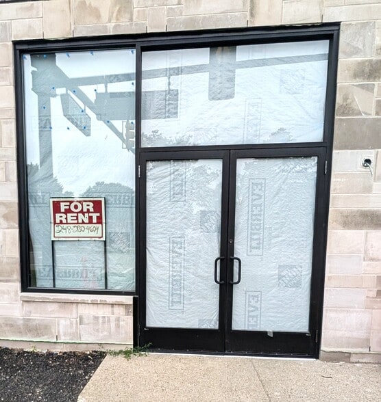 400-420 S Main St, Clawson, MI for lease - Building Photo - Image 2 of 11