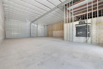 1009 E 4th St, Lampasas, TX à louer Photo du bâtiment- Image 1 de 5