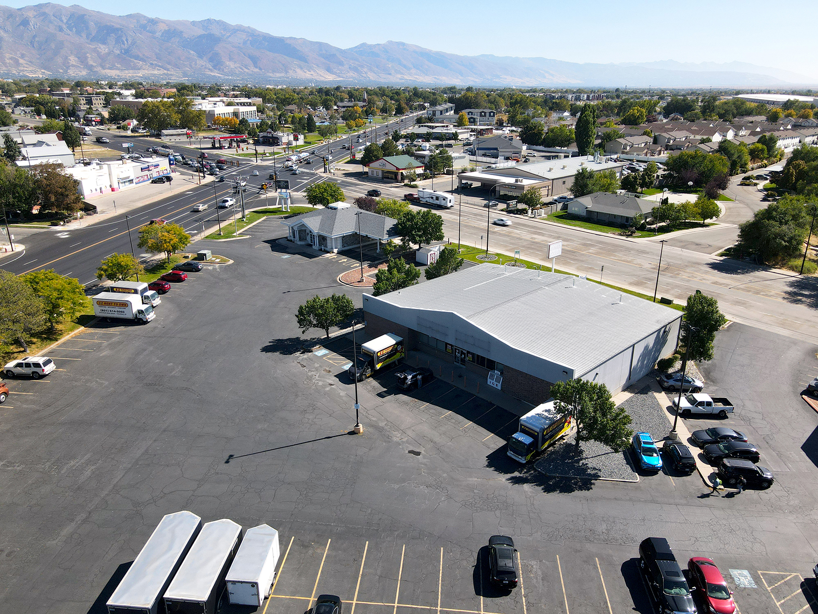 473 E 700 S, Clearfield, UT à louer Photo du bâtiment- Image 1 de 13