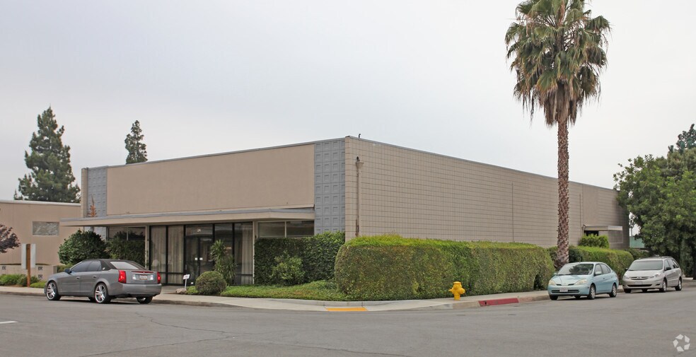 24 W St. Joseph St, Arcadia, CA for lease - Building Photo - Image 3 of 3